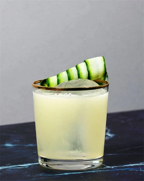 Auld Maid - cocktail med Nc\'nean whisky, mynte, agurk og lime