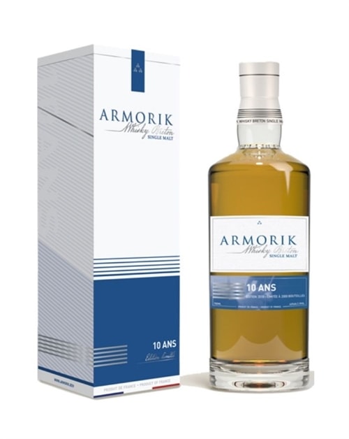 Flaske Armorik 10 Ans Edition fra det bretonske destilleri Warenghem