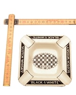 Askebæger med Black & White whiskylogo 9