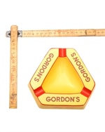 Askebæger med Gordons whiskylogo 2