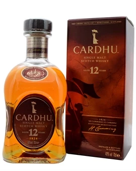 Cardhu 12 år Speyside single malt flaske med gyldent skær