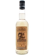 Flaske Cimarron Reposado Tequila med enkel etiket og gylden farve