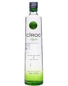 Ciroc Apple flaske i grønt toner glas med sølvfarvet etiket