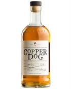 Copper Dog Speyside blended malt flaske med kobberfarvet hundemotiv