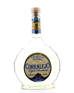 Flaske Corralejo Reposado Tequila med gylden farve og traditionelt mexicansk etiket