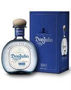 Flaske Don Julio Blanco Tequila med klar væske og sort etiket
