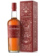 Glendronach Ode to The Embers flaske med dyb ravfarvet røget whisky