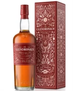 Glendronach Ode to The Embers flaske med dyb ravfarvet røget whisky
