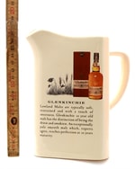 Glenkinchie whiskykande i keramik med destilleriets navn på siden