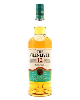 Glenlivet 12 år Double Oak flaske med grøn og gylden etiket