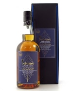 Ichiros Malt & Grain-flaske med farverige spillekort-etiketter