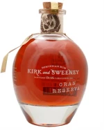 Flaske Kirk & Sweeney Gran Reserva rom med messingbånd om korken
