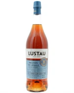 Flaske Lustau Brandy de Jerez Solera Reserva med gylden brandyfarve