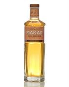 Flaske Makar Oak Wood Cask Aged Gin fra Skotland