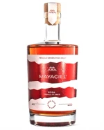 Flaske Mayaciel Rosa Tequila med rødlig etiket og rund form