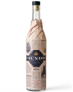 Flaske Mundo Blanco Tequila med klar væske og moderne etiket