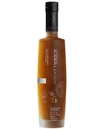Flaske Octomore 13.3, terroir-drevet super tørvet Islay-whisky