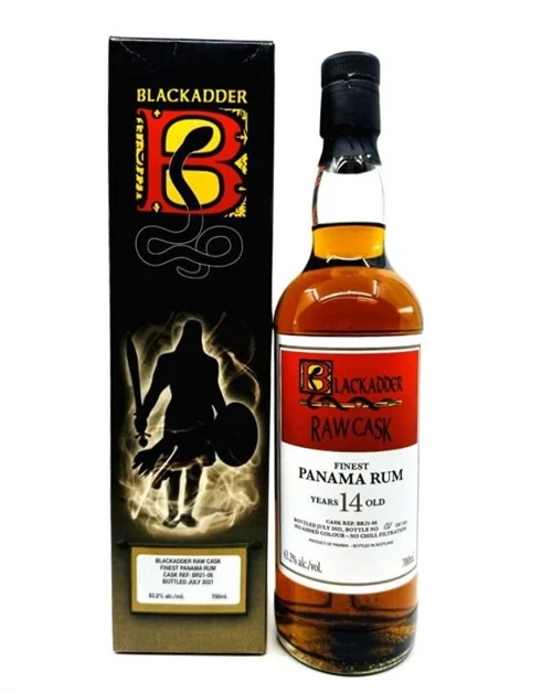 Rombutelj med bundfald synligt i væsken, Blackadder Raw Cask Panama