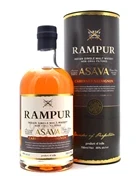 Flaske Rampur Asava Single Malt Whisky med vinfad-finish