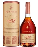 Flaske Remy Martin 1738 Accord Royal Cognac med mørk gylden væske og klassisk etiket