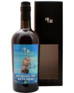 RomDeLuxe Selected Series no 2 Dominican Republic rom flaske