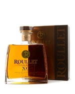 Flaske Roullet XO Royal Fins Bois Cognac med dyb kobberfarvet spiritus