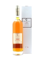 Flaske Segonzac 7 år VSOP Grande Champagne Cognac med kobberfarvet indhold