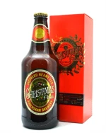 Ravfarvet flaske juleøl fra Shepherd Neame