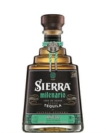 Flaske Sierra Milenario Anejo Tequila med mørk gylden farve og Maya-inspireret hætte