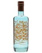 Flaske Silent Pool Gin fra Surrey Hills, England