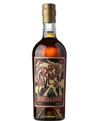 Flaske Silvio Carta Vernaccia grappa med ravgylden farve