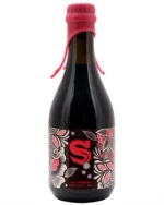 Mørk ølflaske med Siren BA Caribbean Chocolate Cake Tropical Stout