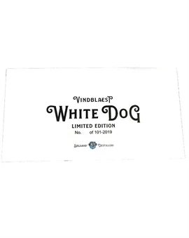Vindblæst White Dog råsprit miniatureflasker fra Søgaard Destilleri