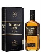 Tullamore Dew Trilogy 15 år Irish Single Blend Whiskey flaske