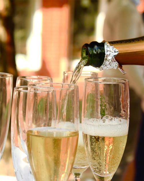 Hvilken champagne passer til kransekage til nytår?