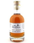 Flaske Fary Lochan Fadlagret Aquavit med gylden rav farve
