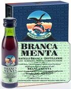 Tre miniatureflasker Fernet Branca Menta samlet i en pakke