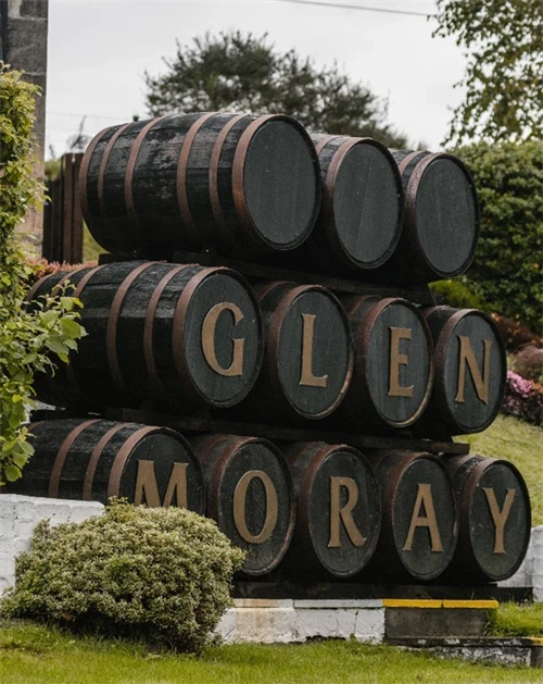 Glen Moray Distillery - historien bag whiskyen fra Elgin