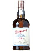 Glenfarclas 12 år flaske med gylden kornmarksfarvet whisky