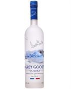 Grey Goose flaske i frostet glas med flyvende gæs og fransk trikolore