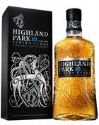 Highland Park 10 år Viking Scars flaske i rav farve