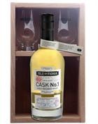 Flaske af Isle of Fionia Cask No 1 Økologisk Dansk Single Malt Whisky fra Nyborg Destilleri og Ørbæk