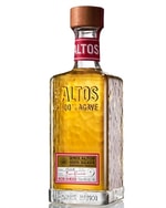 Flaske Olmeca Altos Reposado Tequila med gylden væske og lys etiket